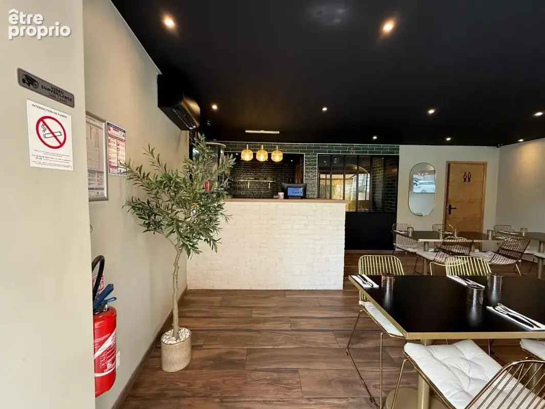 Cagnes-sur-mer 06800 / emplacement premium - face nouvelle gare - restaurant/pizzeria à vendre cles en main - photo 8