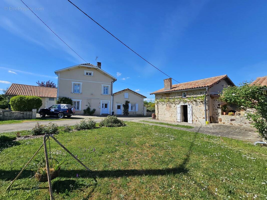Maison à ALLOUE
