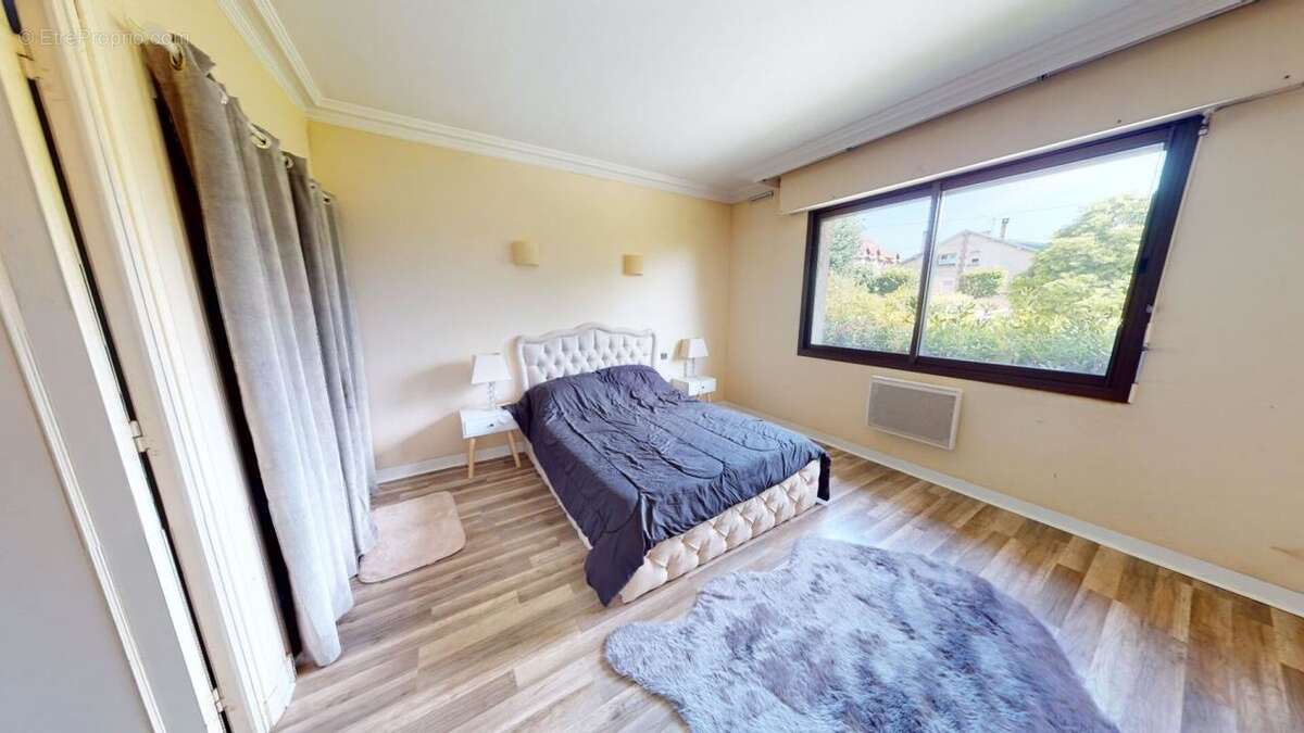 Maison à OUISTREHAM