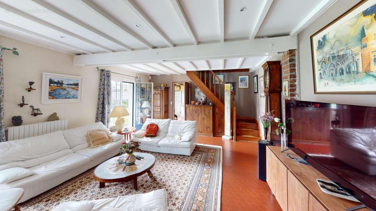 Maison à JOUY-SOUS-THELLE