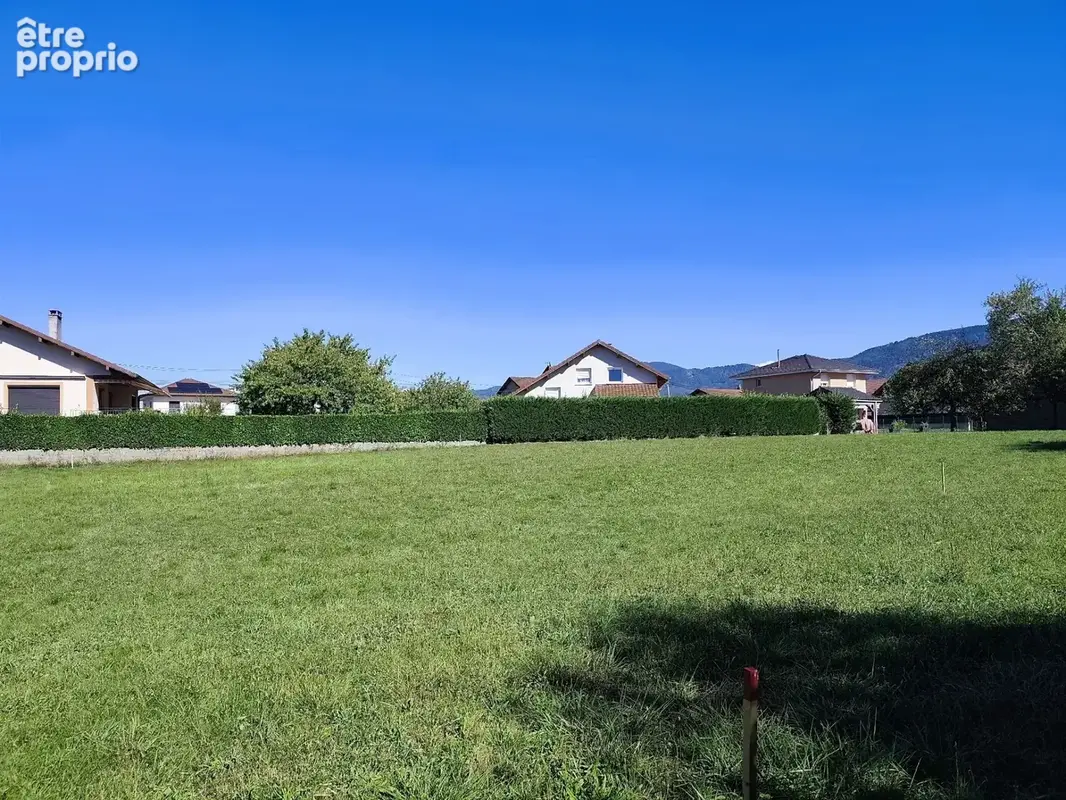 Terrain à BONS-EN-CHABLAIS