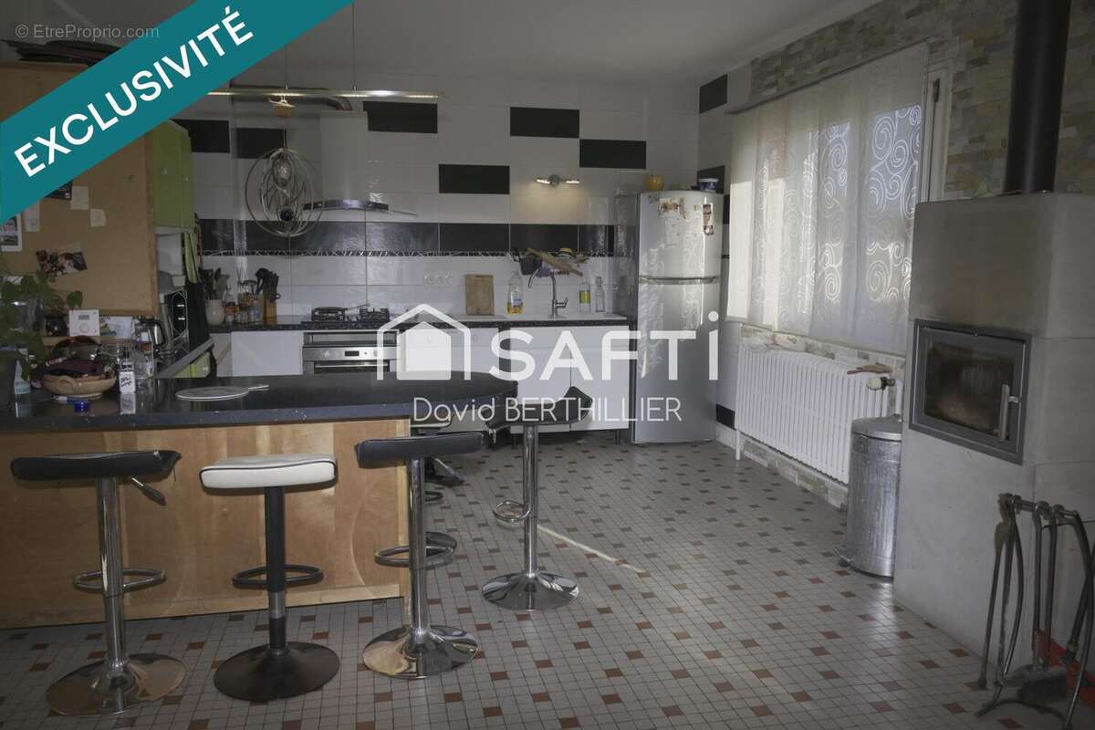 Photo 2 - Maison à SAINT-DENIS-LES-BOURG