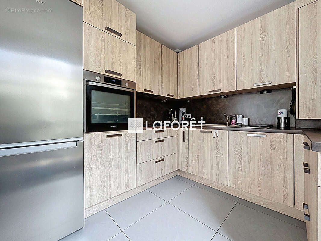 Maison à VERT-SAINT-DENIS