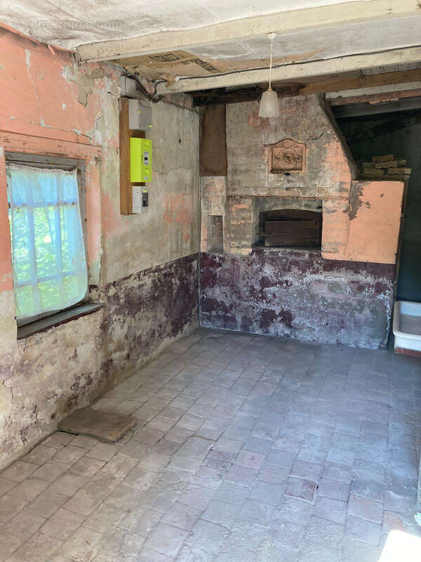 Maison à FRANGY-EN-BRESSE