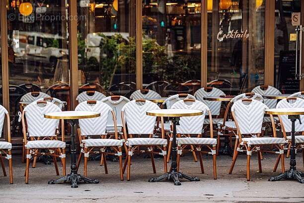 Commerce à PARIS-17E