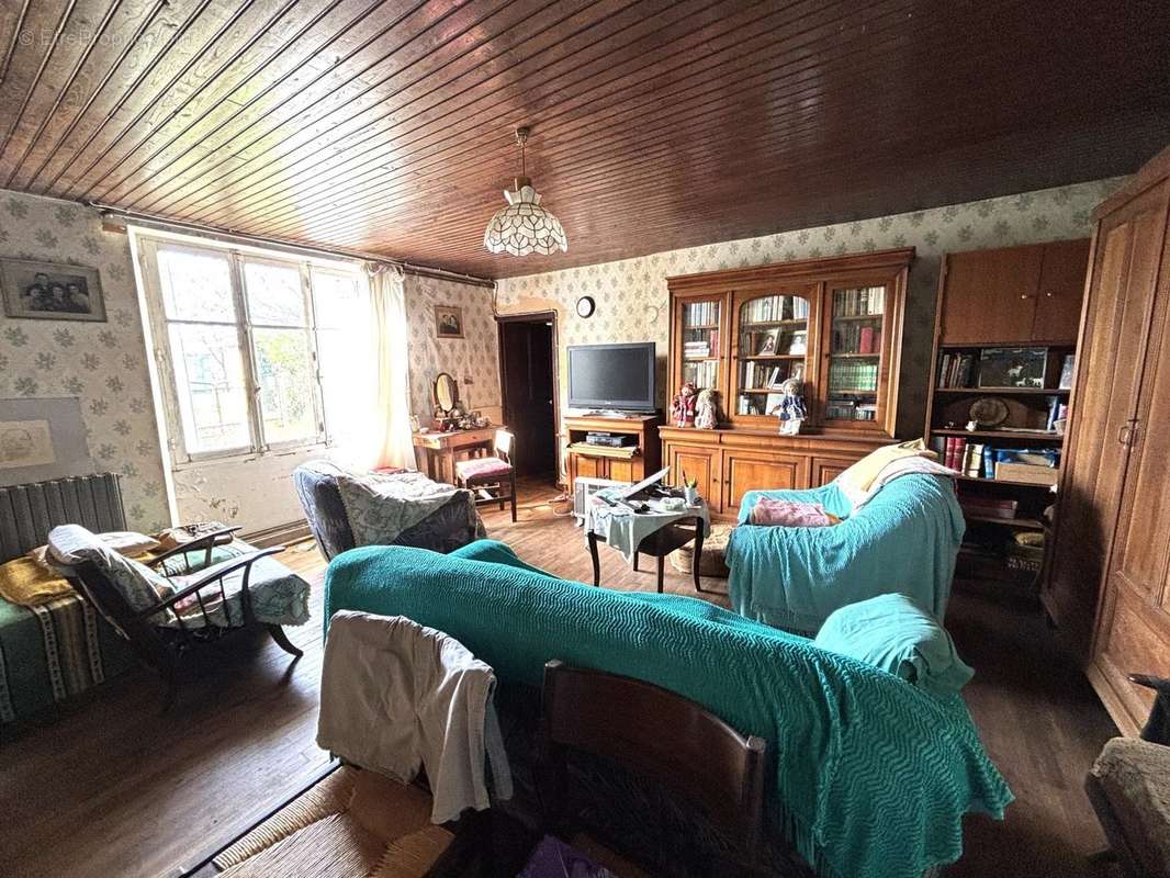 Maison à SAINT-GOURSON