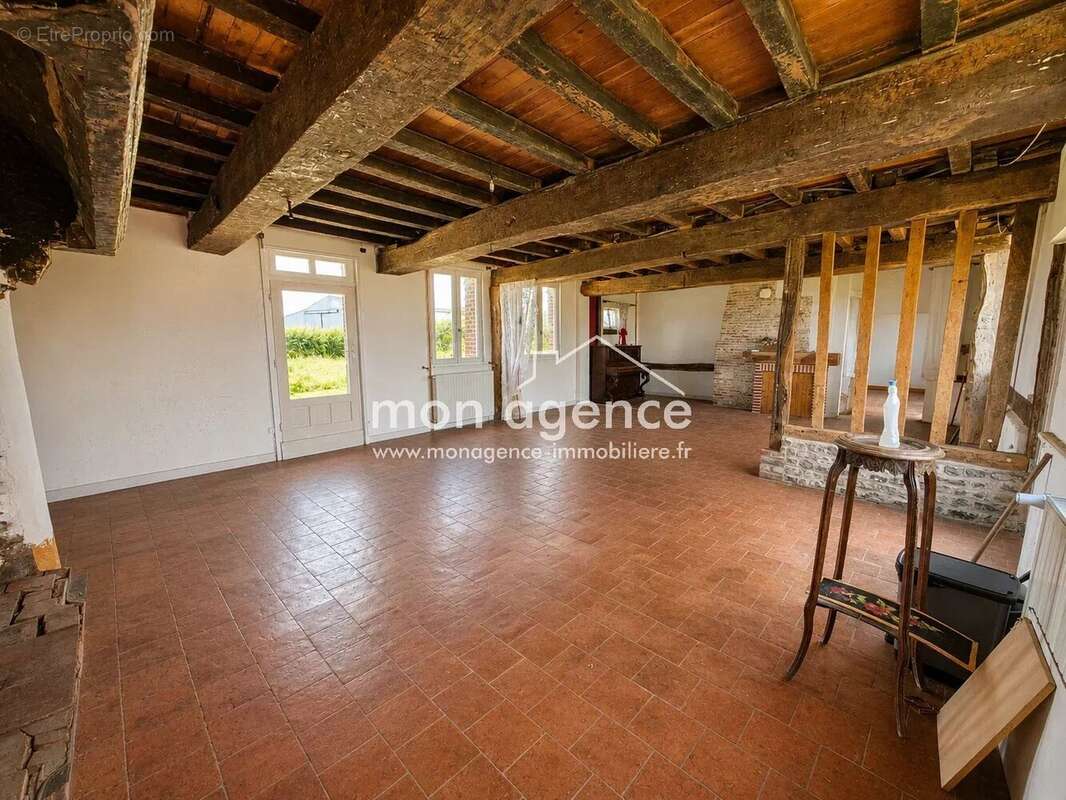 Authentique maison normande du XVIIᵉ siècle au cœur d'un village d'exception - photo 7