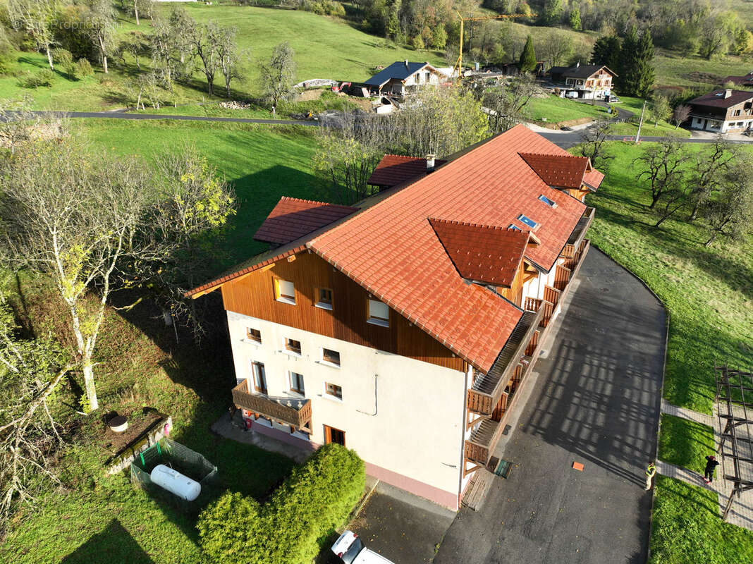 Appartement à SAINT-JEOIRE