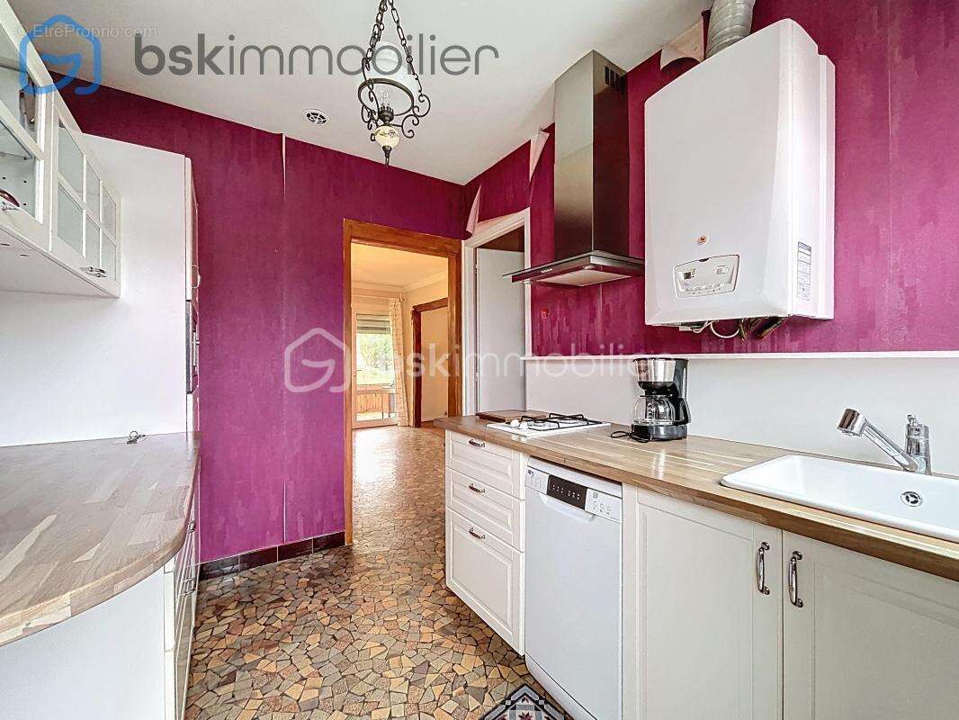 Maison à SAINT-ETIENNE-DU-ROUVRAY