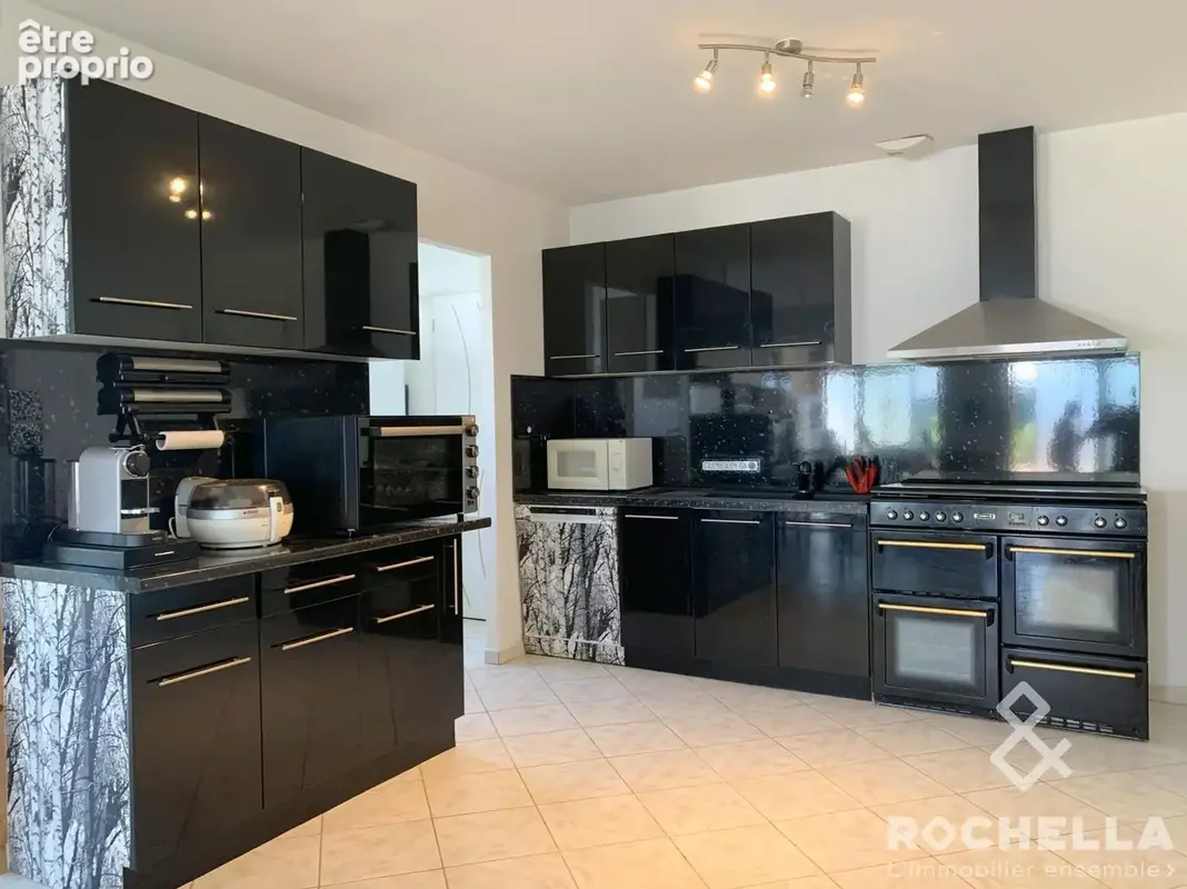Maison 4 pièces 103 m² à vendre à Port-Des-Barques (17730) - photo 2