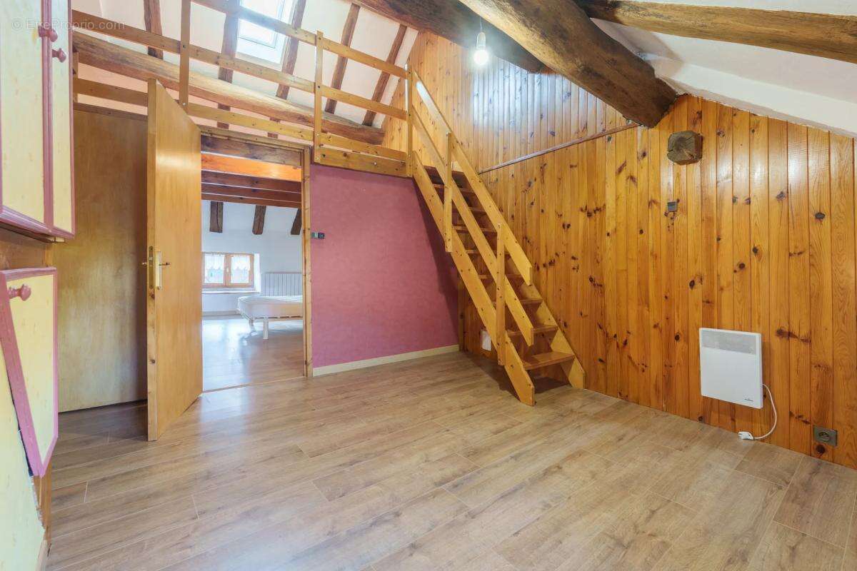 Maison à FRANCHEVILLE