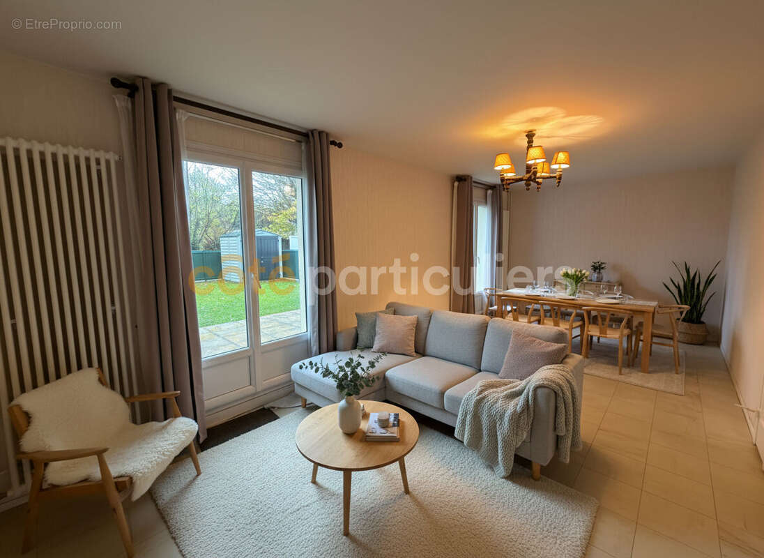 Maison à SAINT-SEBASTIEN-DE-MORSENT