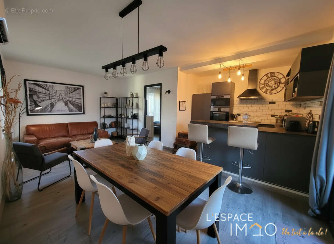 Appartement à MAUBEC