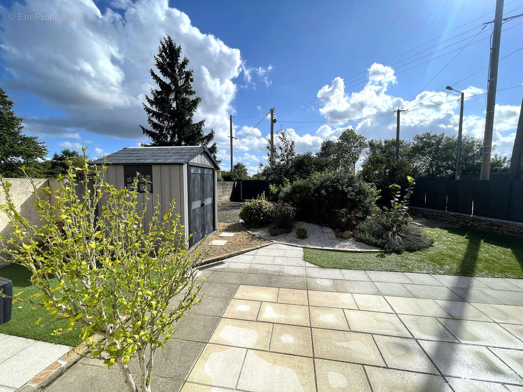 Maison à SAINT-MARS-DU-DESERT