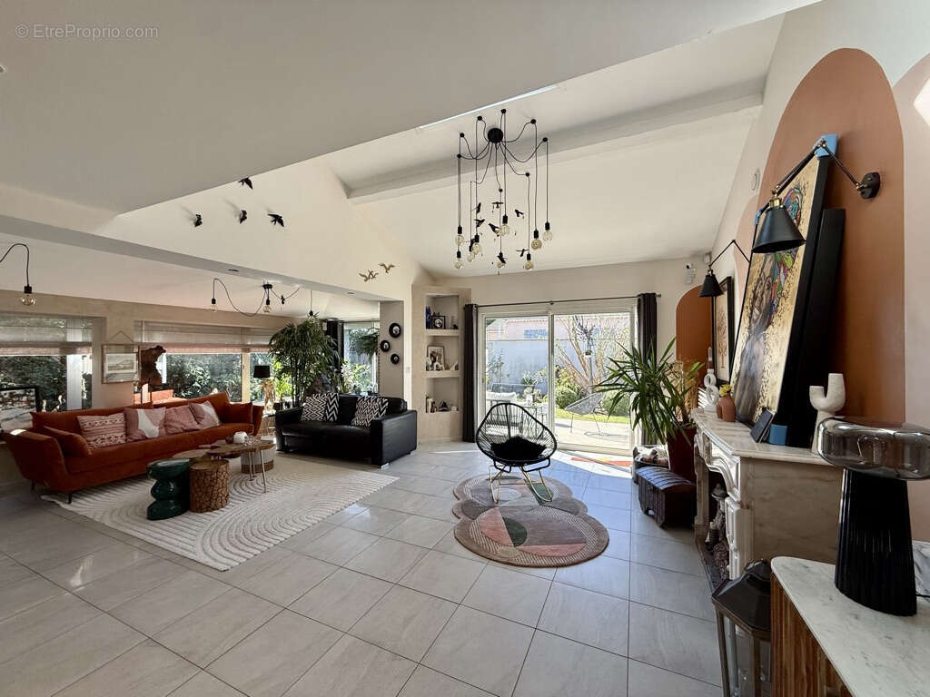 Maison à PORTES-LES-VALENCE