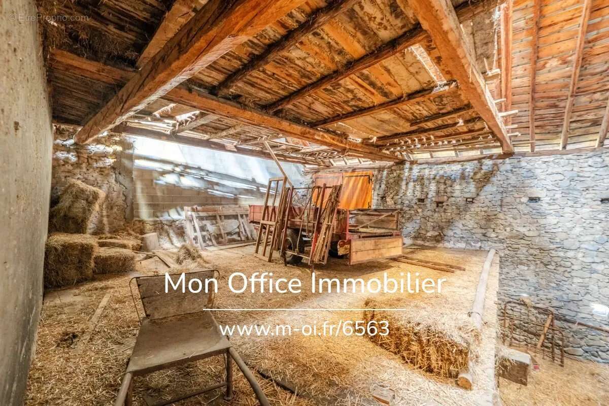 Maison à CHATEAUROUX-LES-ALPES