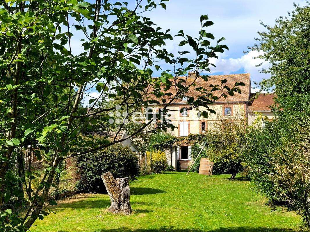 Maison à PRUNAY-EN-YVELINES