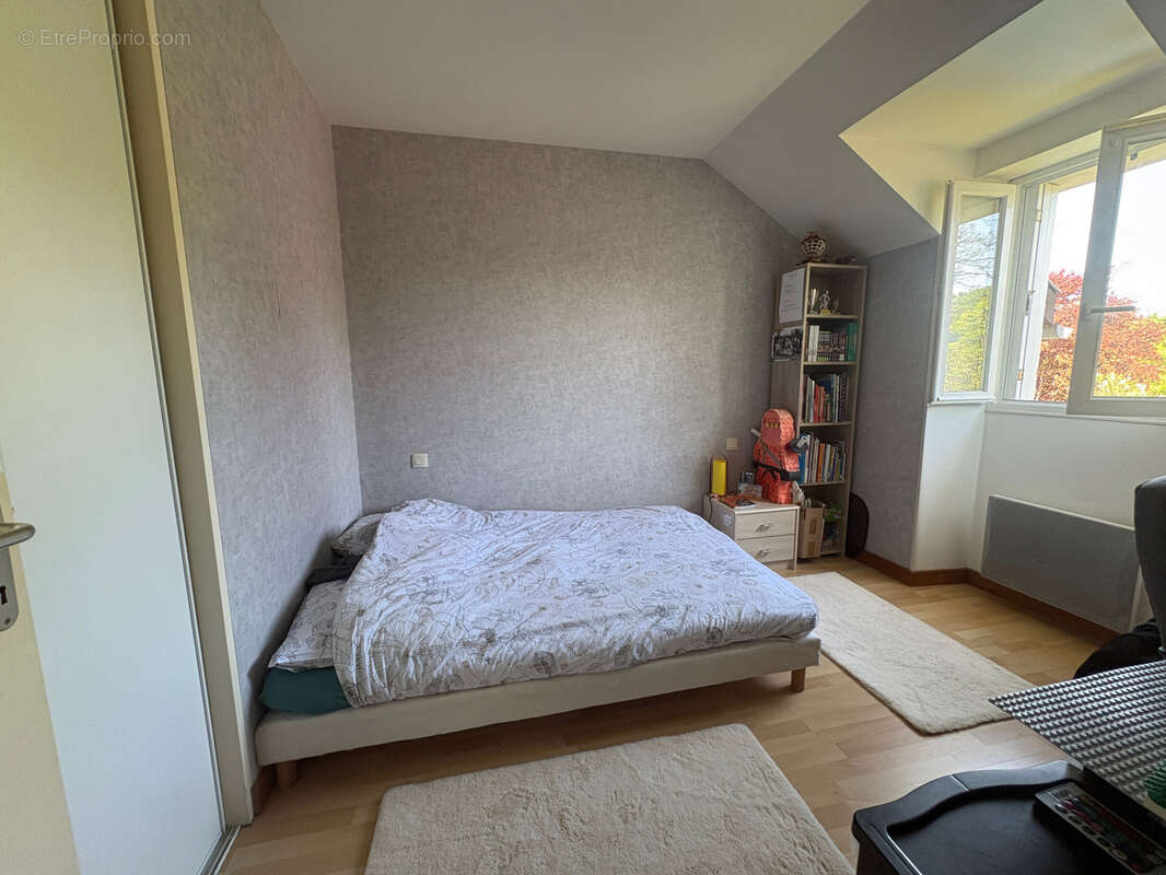 Appartement à SARLIAC-SUR-L'ISLE