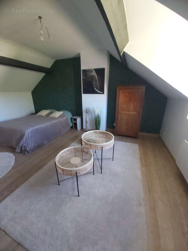 Maison à HOUDAN