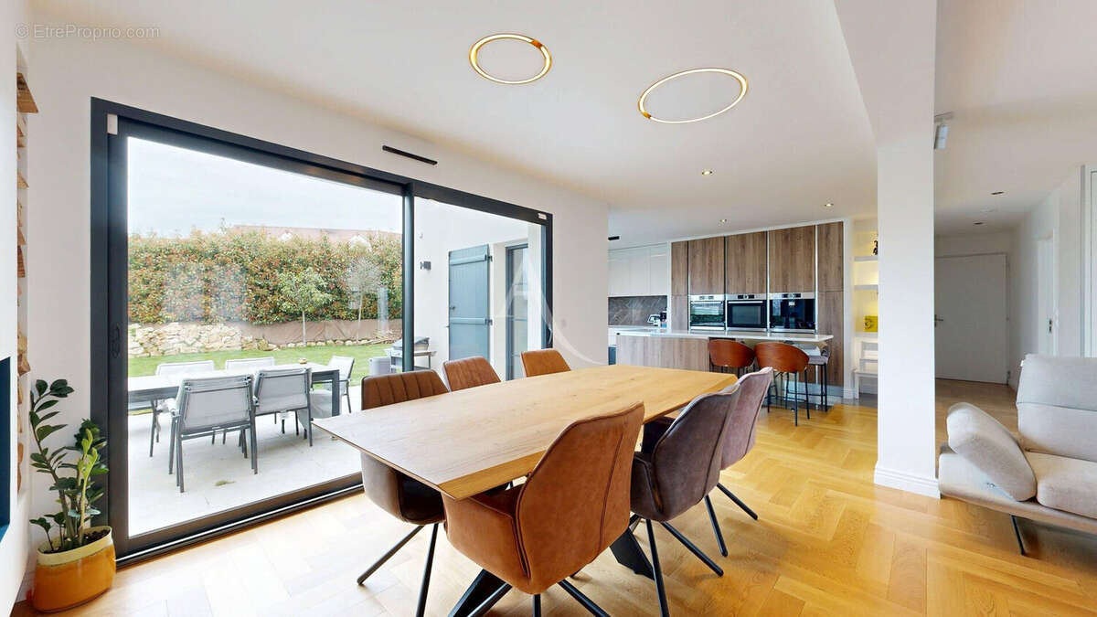 Maison à COURDIMANCHE