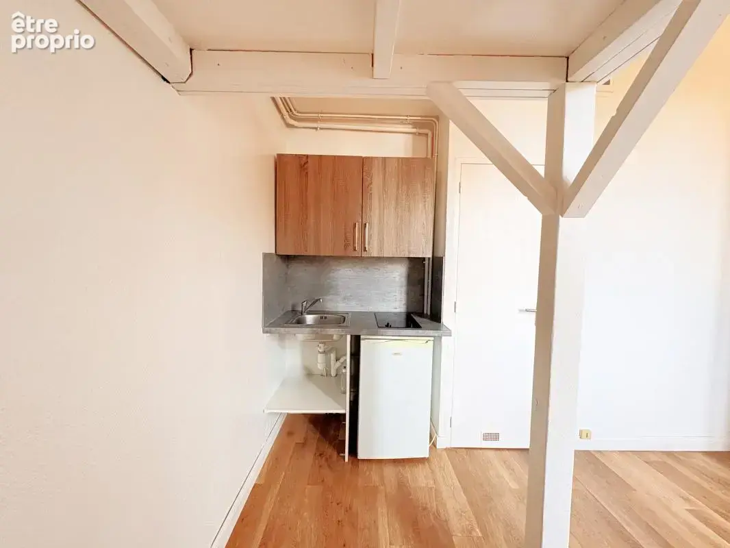Studio rénové – Quartier de La Genette, La Rochelle - photo 3