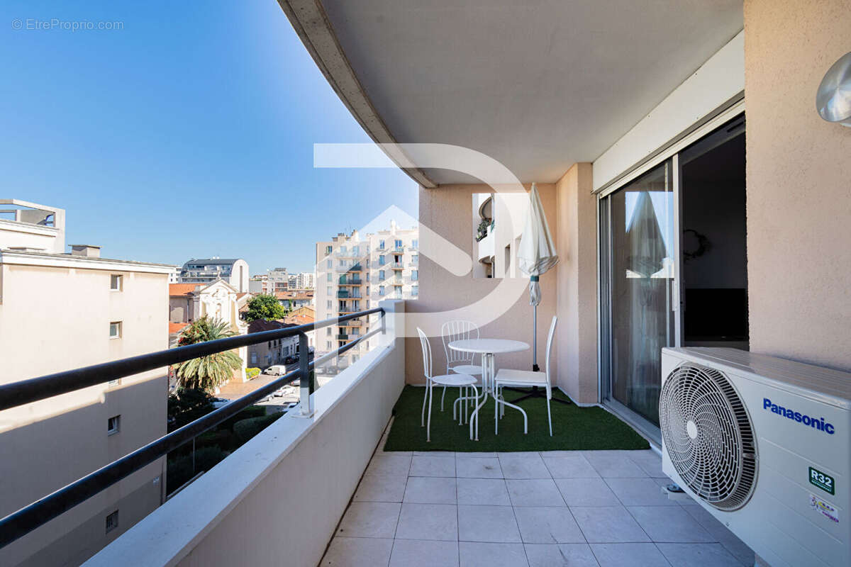 Appartement à MARSEILLE-10E