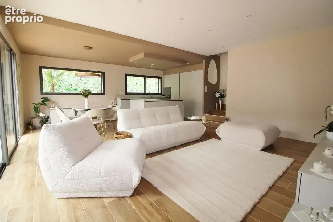 Maison 135 m² à Hyeres  - photo 2
