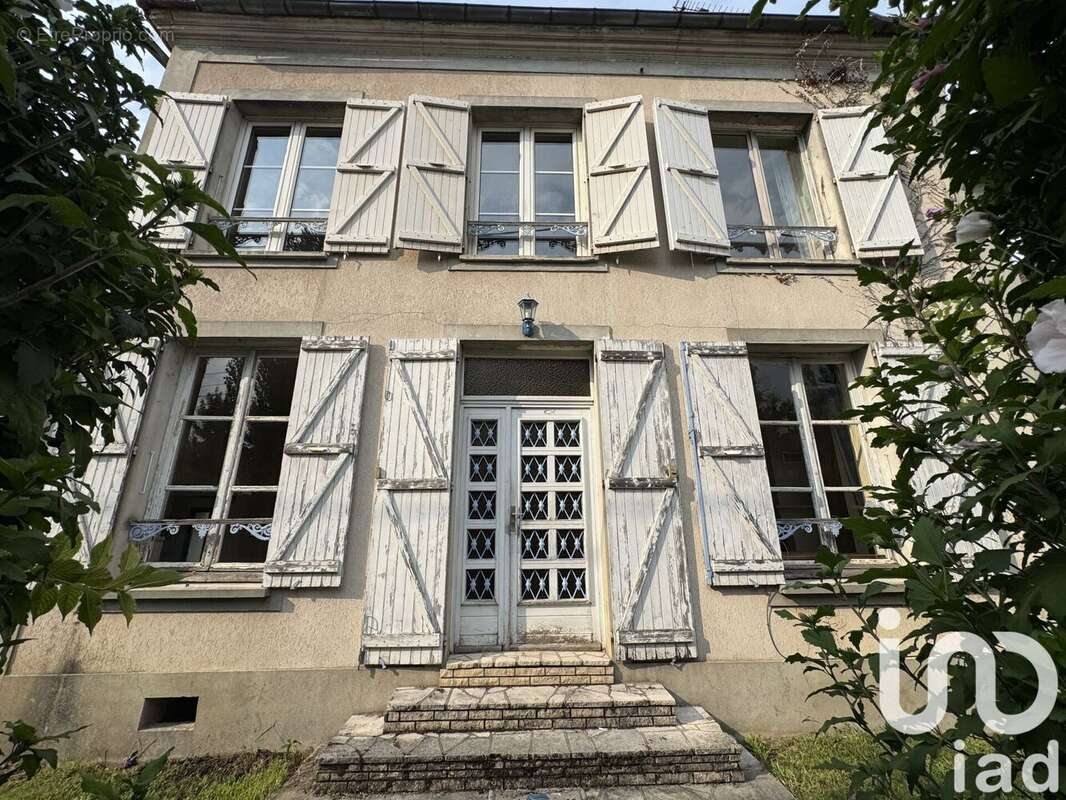 Photo 2 - Maison à VOULX