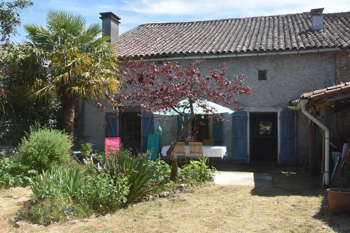 Maison à PAYROUX
