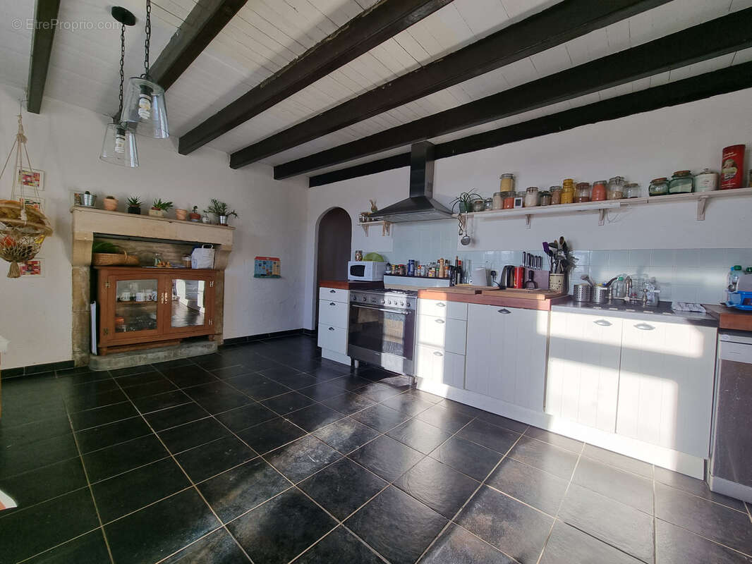 Maison à LES FORGES