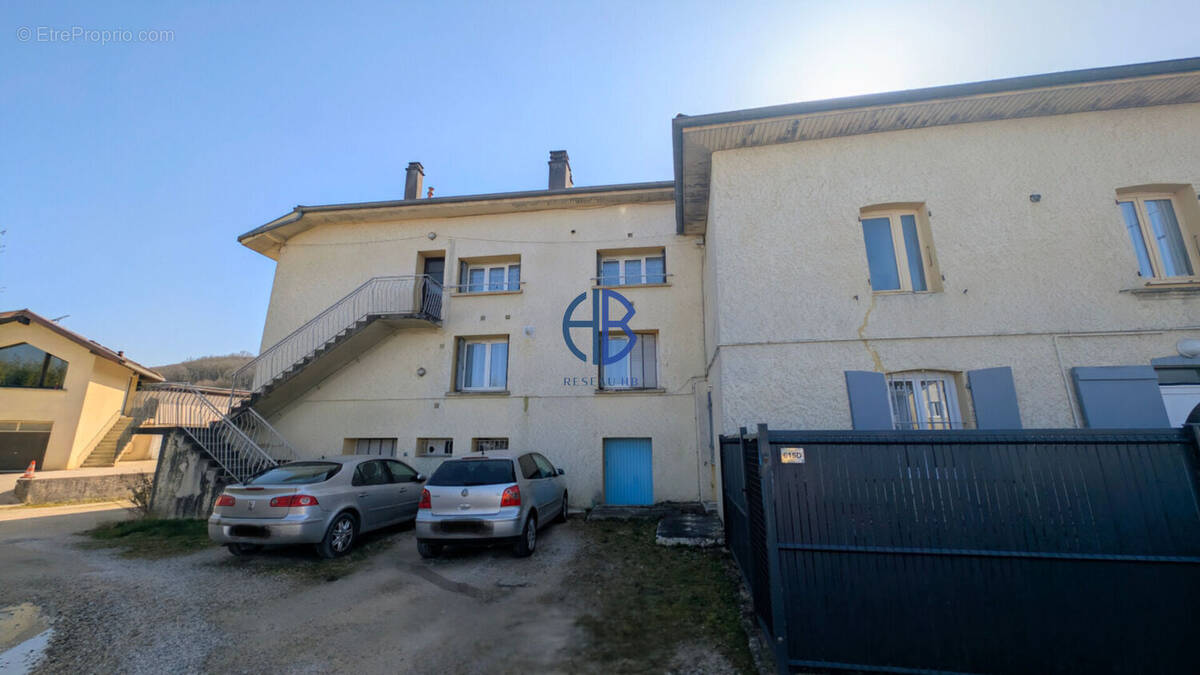 Appartement à SAINT-GEOIRS