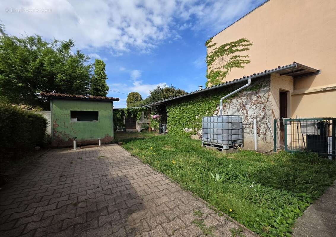 Maison à VILLEURBANNE