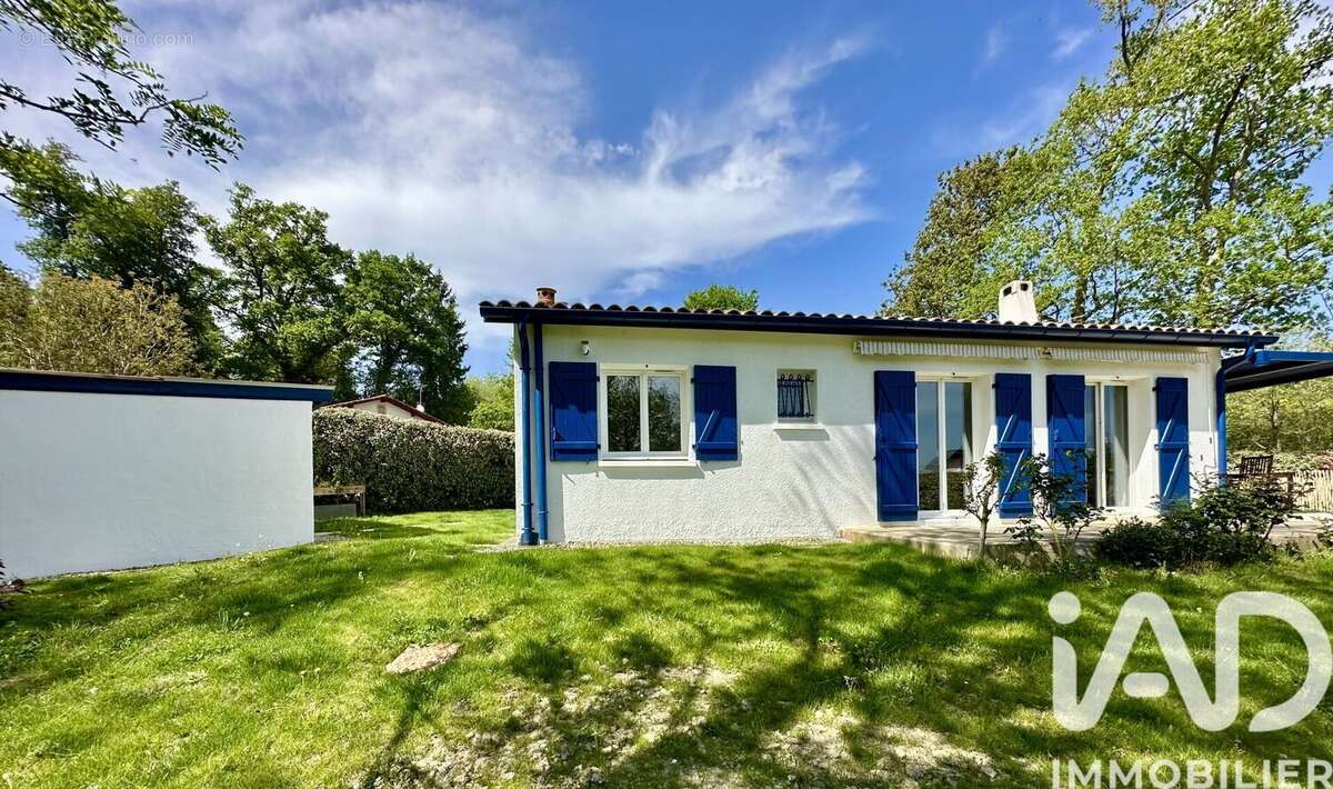 Photo 2 - Maison à URT