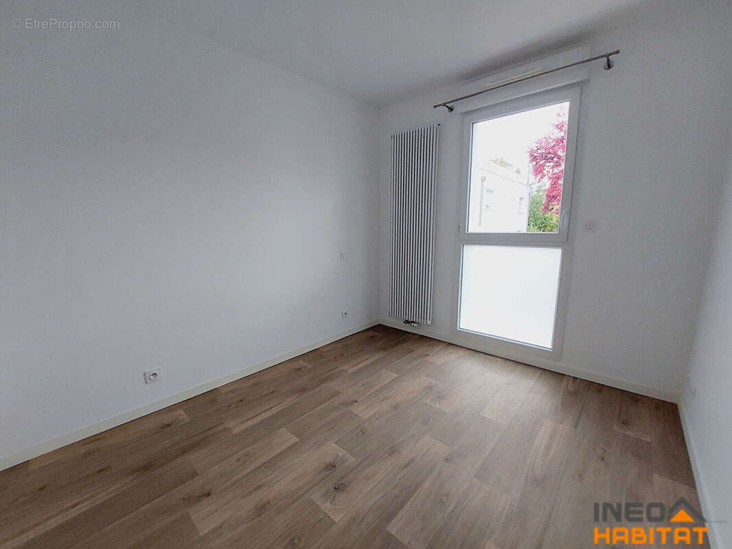 Appartement à MELESSE