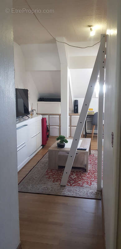 Appartement à LES PAVILLONS-SOUS-BOIS