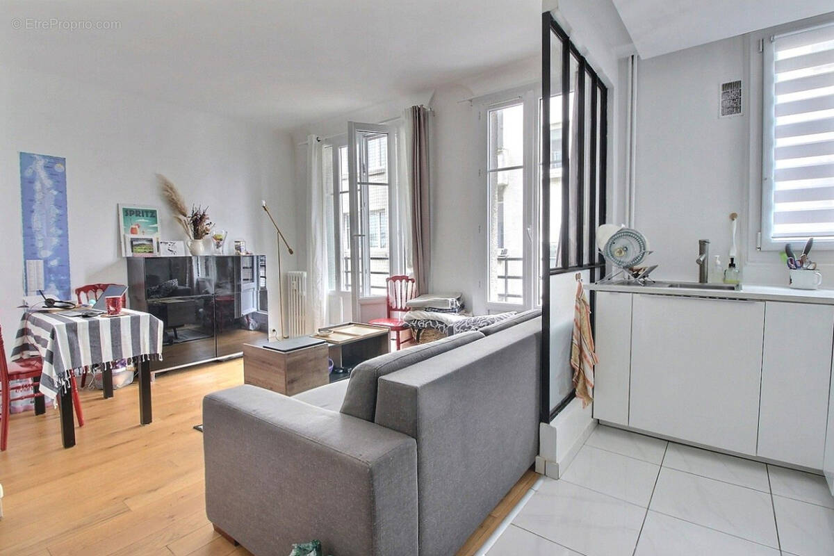 Appartement à ISSY-LES-MOULINEAUX