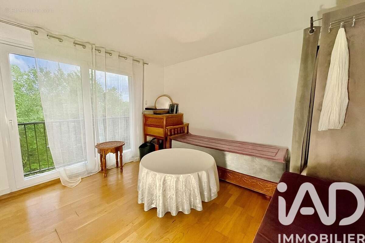 Photo 4 - Appartement à LES MUREAUX