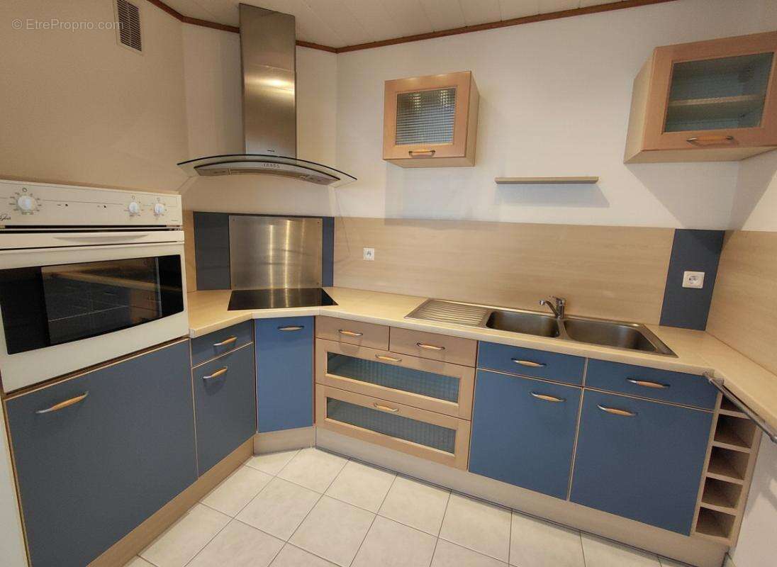 Appartement à ARPAJON-SUR-CERE