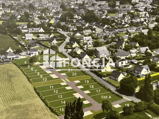 Terrain à LE VIVIER-SUR-MER