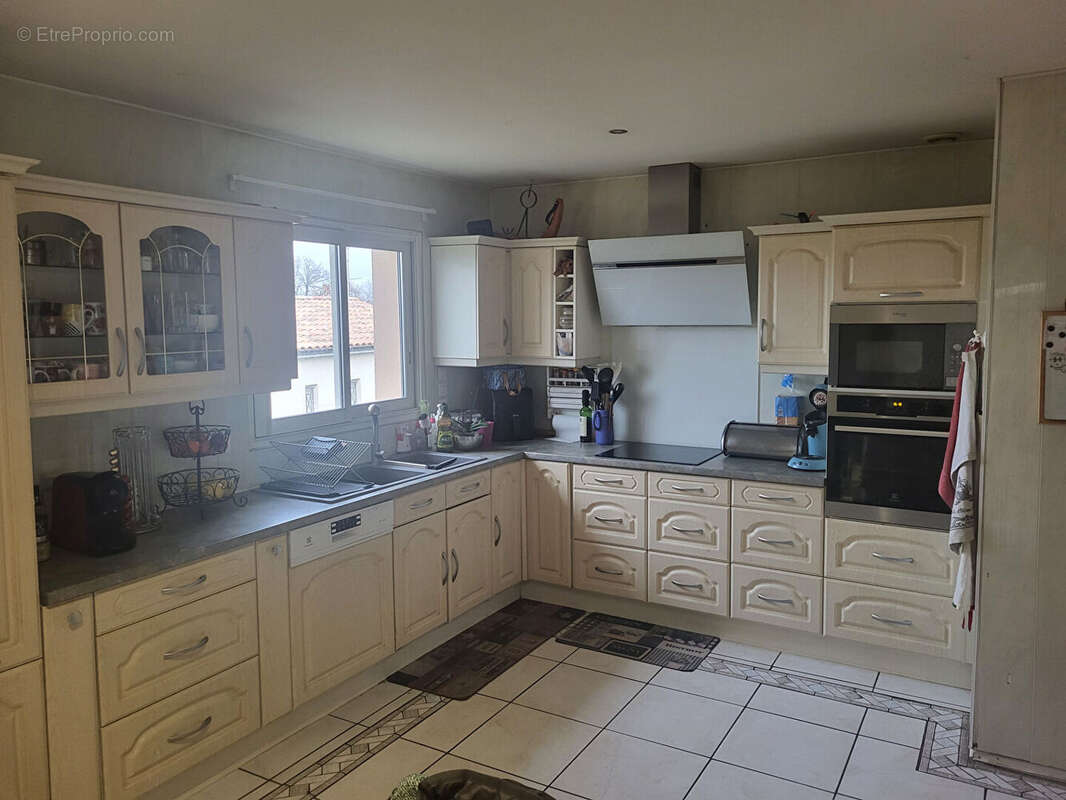 Maison à BLANQUEFORT