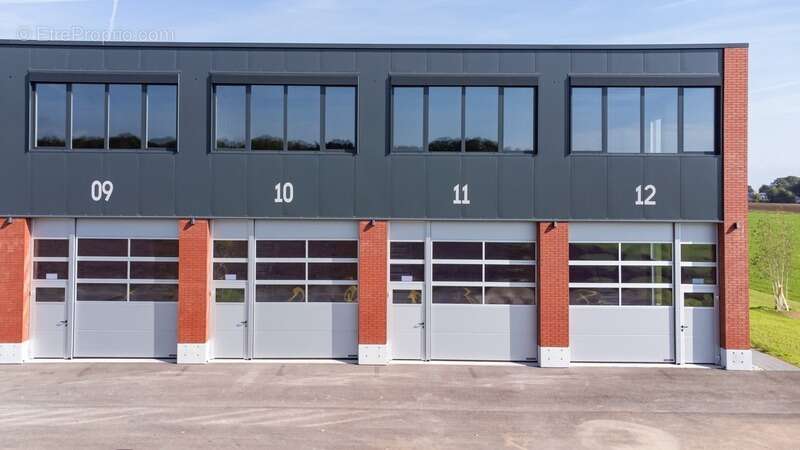 à vendre Artisans : Votre nouvel atelier de 115 m² au pied de l'A40 – Bonneville - photo 6