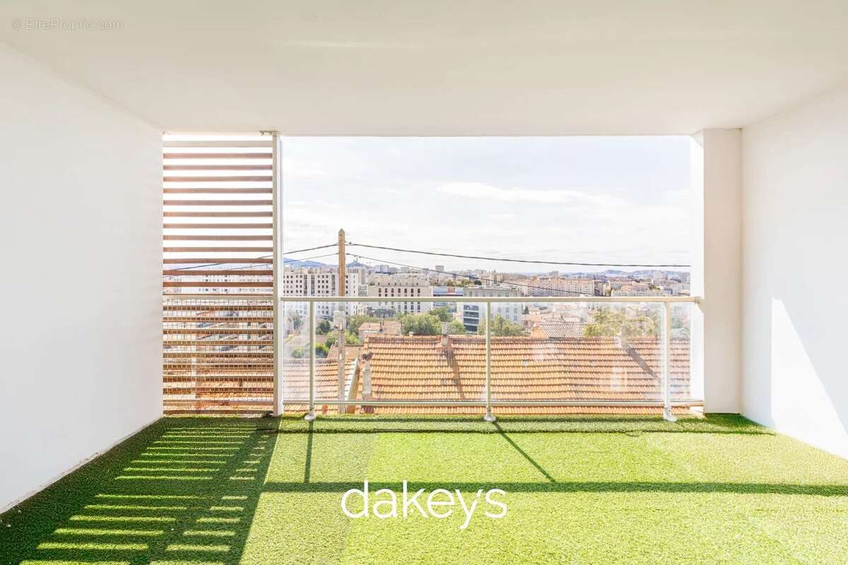 Appartement à MARSEILLE-14E