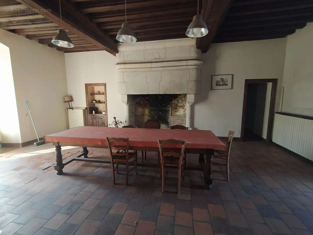 Maison à LA TOUR-BLANCHE