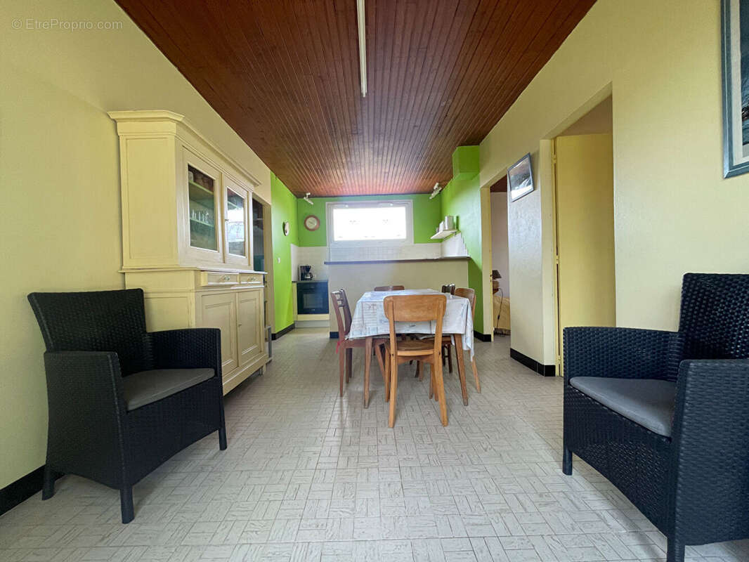 Maison à LA BREE-LES-BAINS