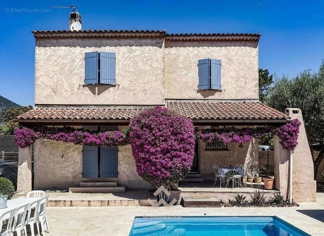 Façade - Maison T5 - La Valette 83160