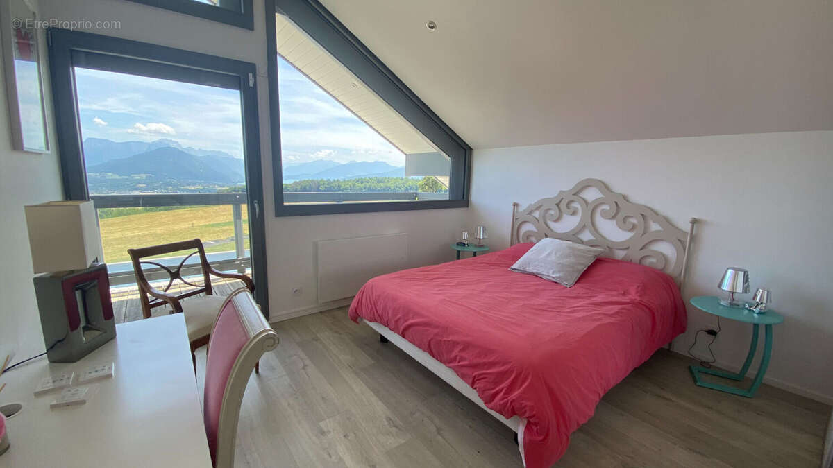 Maison à LES OLLIERES