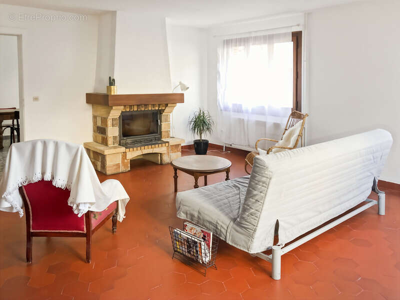 Maison à vendre 6 pièces GEX (01) - photo 5
