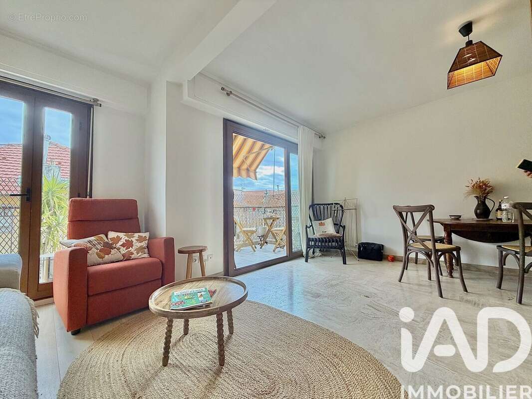 Photo 2 - Appartement à NICE
