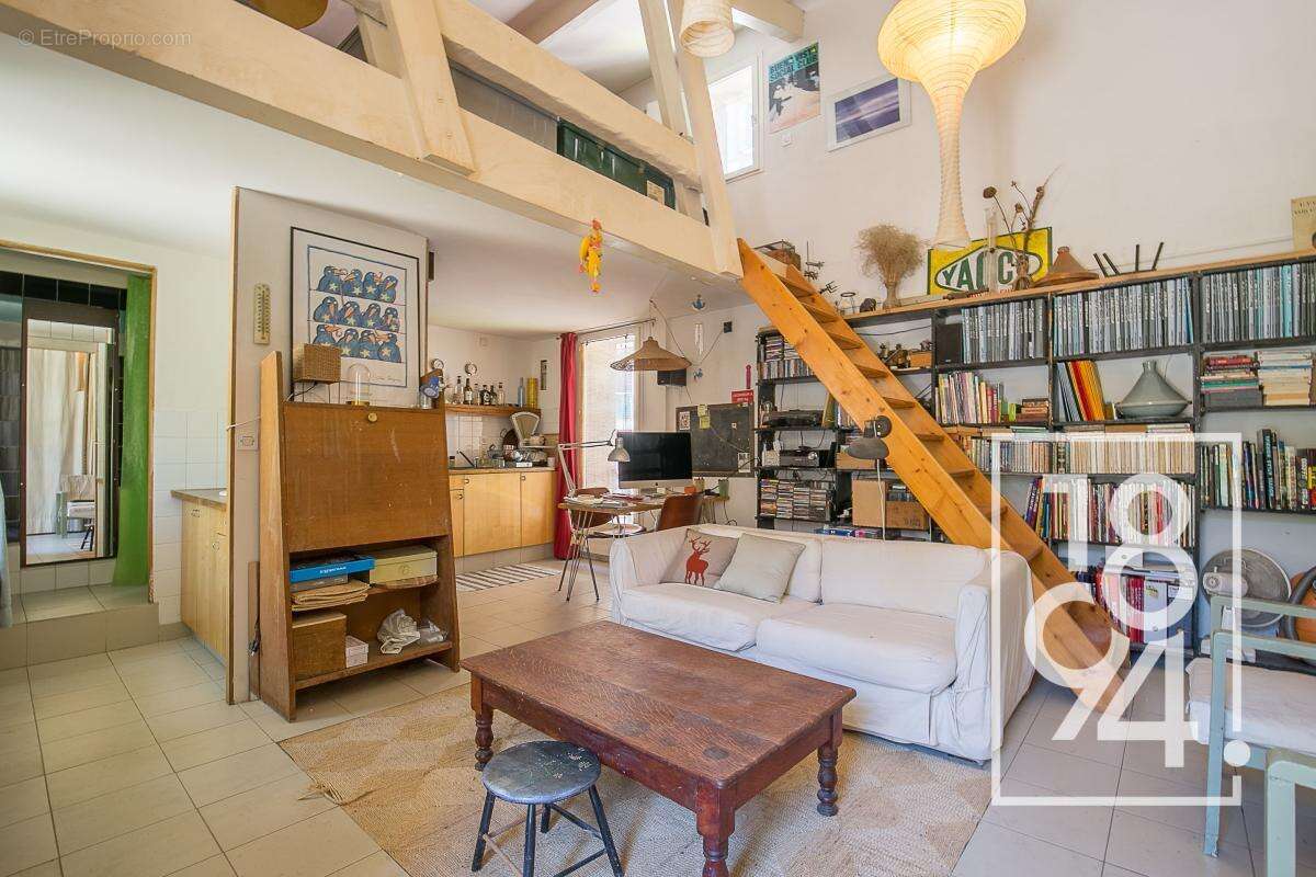 Appartement à MARSEILLE-10E