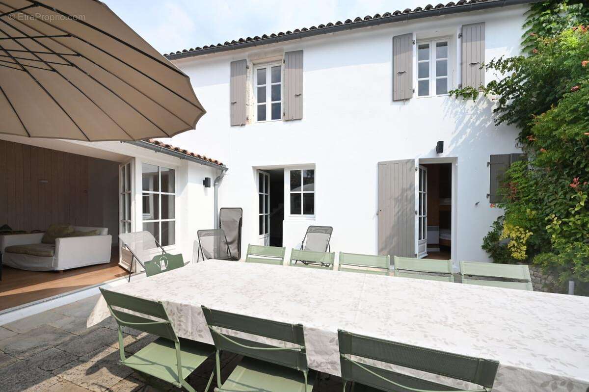 Maison à LE BOIS-PLAGE-EN-RE